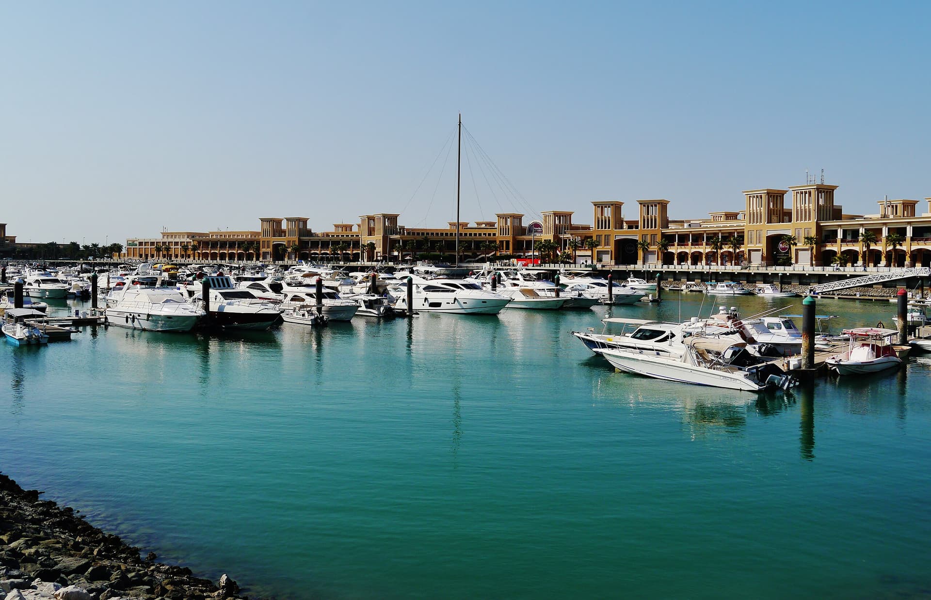 Souq Sharq Marina - 01K1Z7A8N37WK5B09AYX3XR3NQ.jpeg