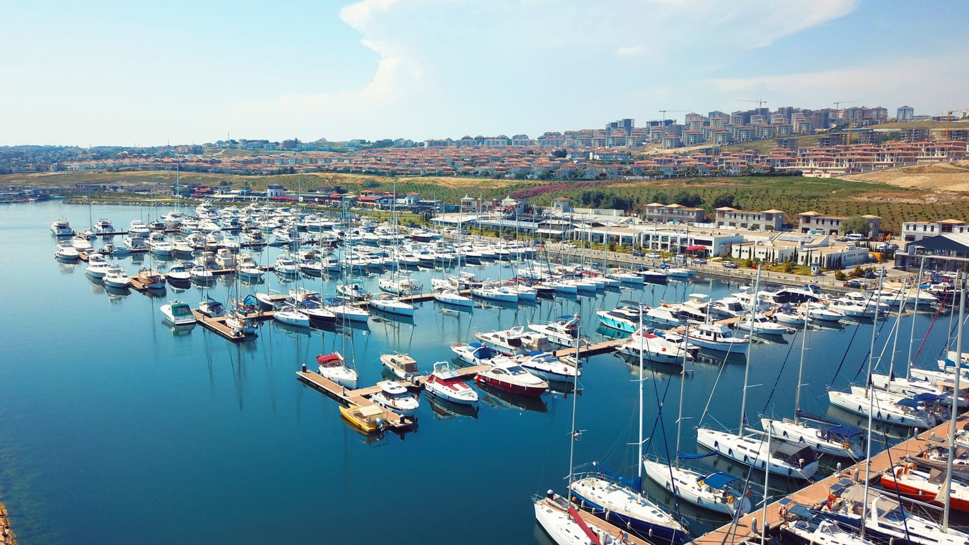West Istanbul Marina - 01K1WPYBRBHR8JDQDFB78QHXQ8.jpeg