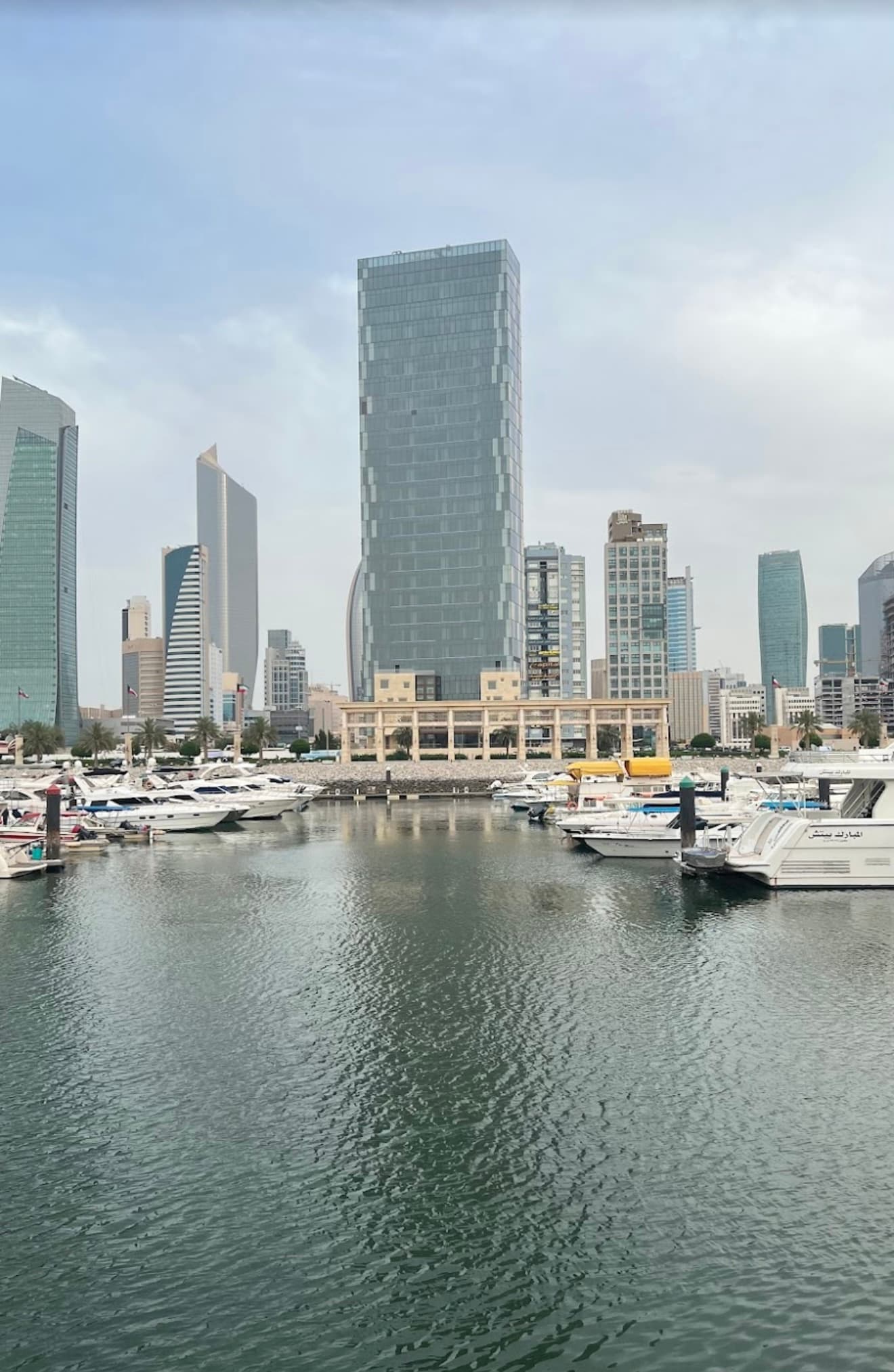 Souk Sharq Marina - 01K1X6EQG8NN42Z3WZ5JP7QKSF.jpeg